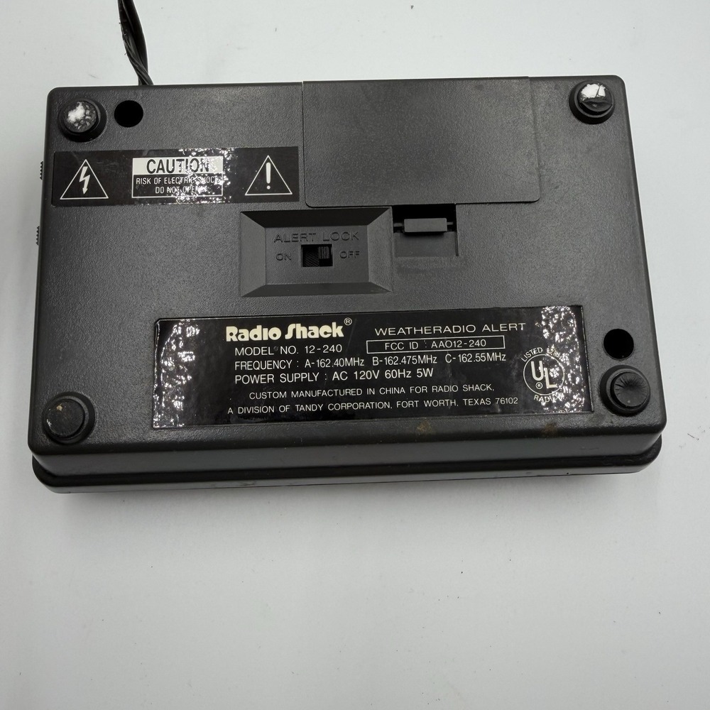 Vintage Radio Shack Weather Radio Alert Model 12-240 With Original Box - Picture 7 of 9